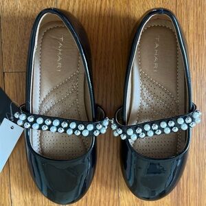 Tahari  Black Patent Kids Dress Shoes with Pearl Accents